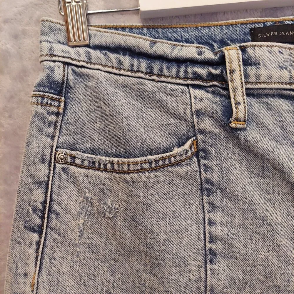Silver Frisco Tapered Womens Size 28/28 (31x27) Mid Rise Distressed Denim Jeans - Picture 5 of 16